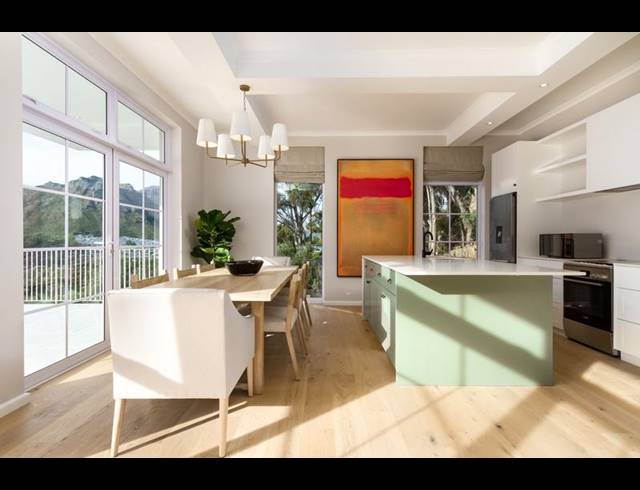 2 BEDROOM PROPERTY TO RENT IN HOUT BAY CENTRAL